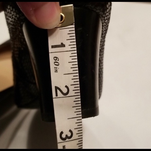 Tahari Wedge Heels sz - Picture 8 of 11